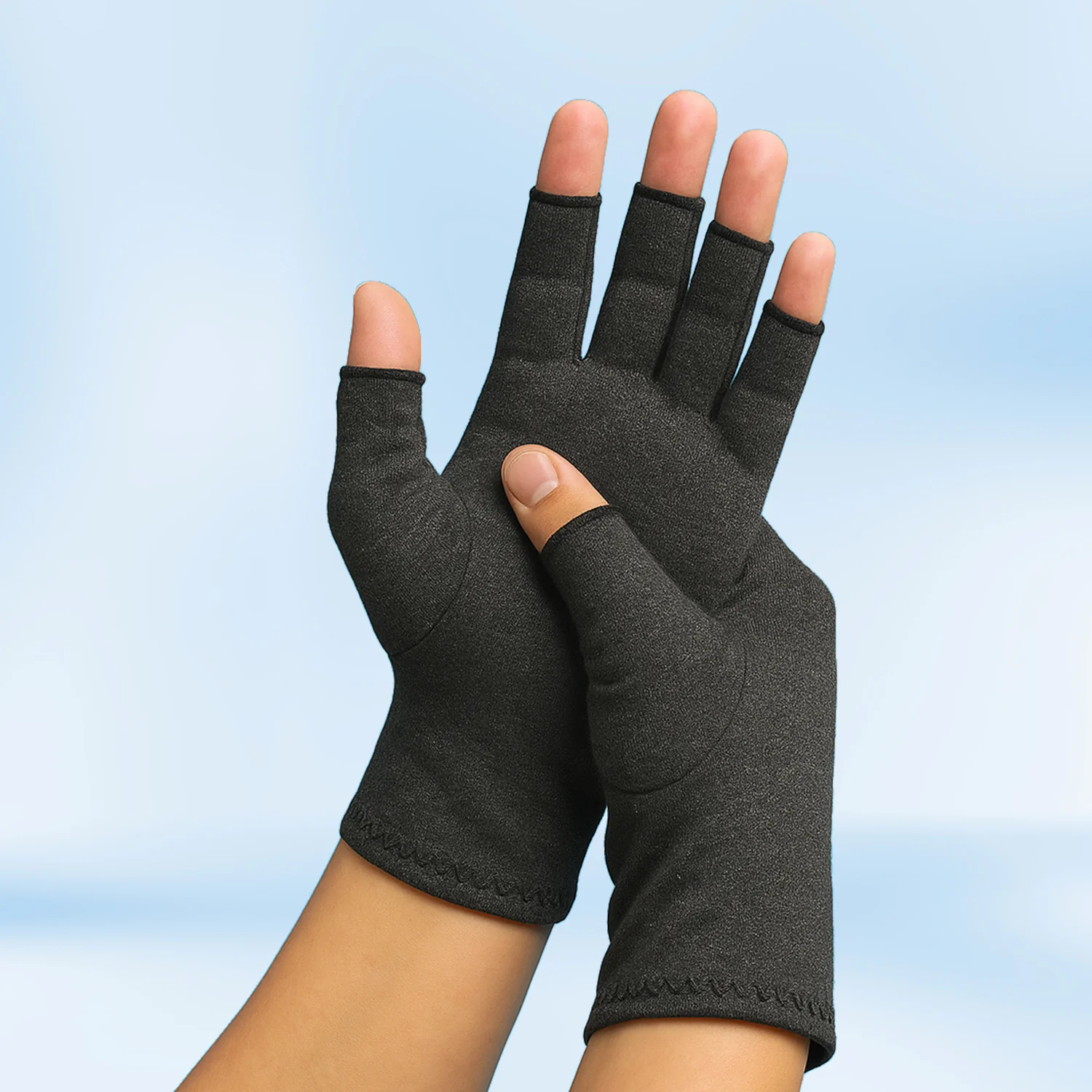 Pain Relief Therapeutic Heat Gloves - Image 15